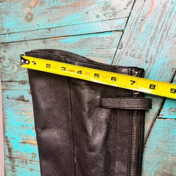 Steve Madden Black Leather Buckle Cher Boots Zipper Back Size 8B - Picture 3 of 14